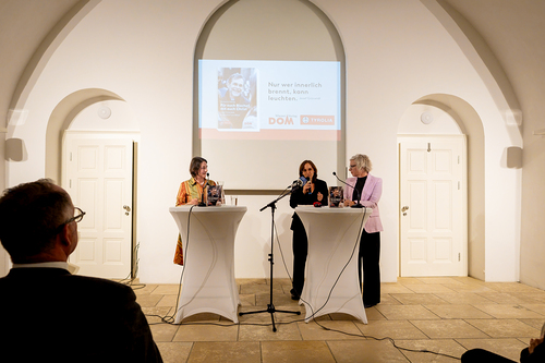 Buchpräsentation Für euch Bischof, mit euch Christ / Erzdiözese Wien/ Schönlaub, Stephan Schönlaub Buchpräsentation Für euch Bischof, mit euch Christ